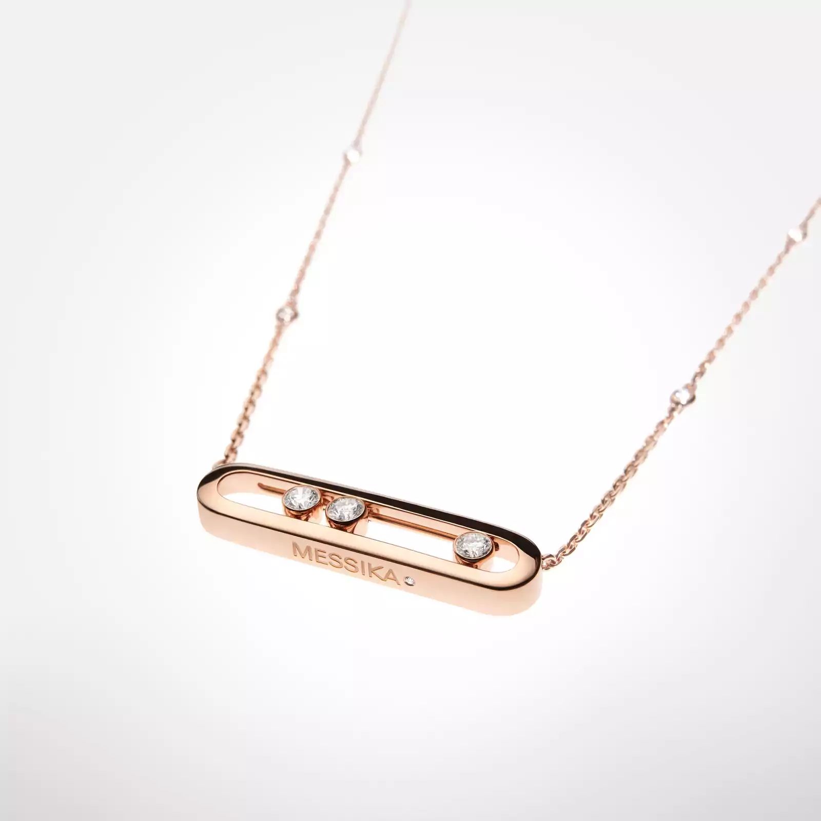 collier baby move, or rose