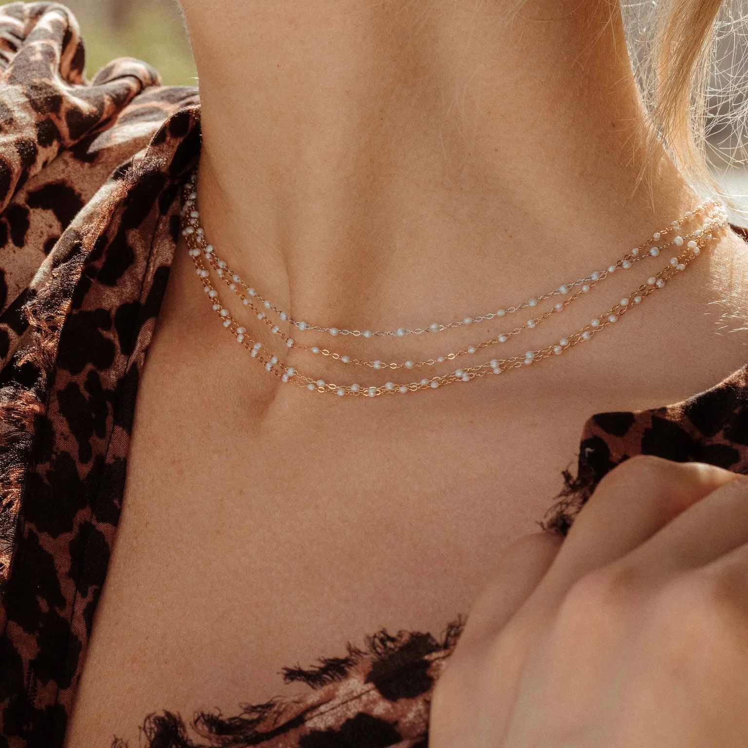 collier opale classique gigi, or blanc, 42 cm