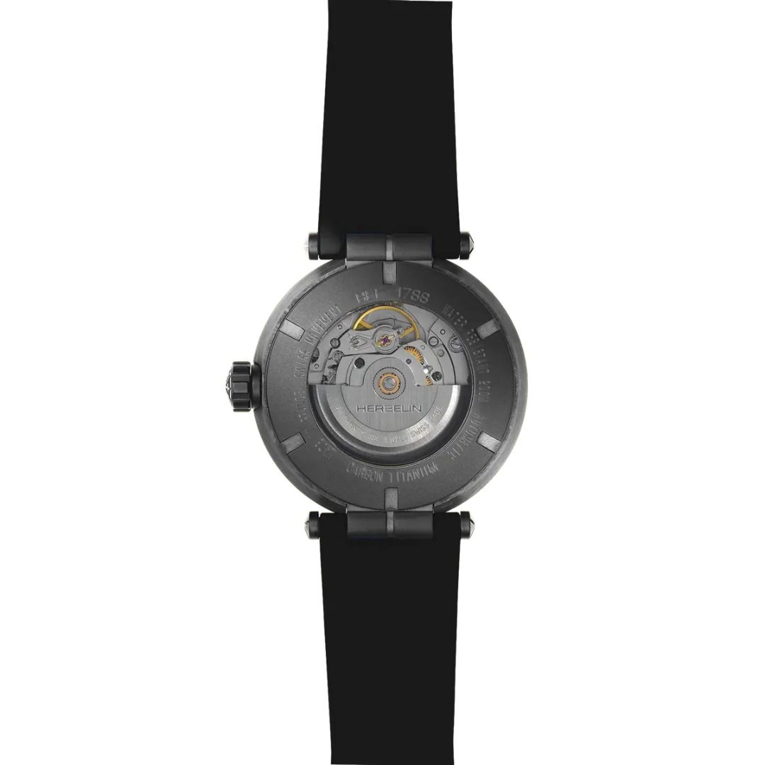 montre newport carbone, titane, noir