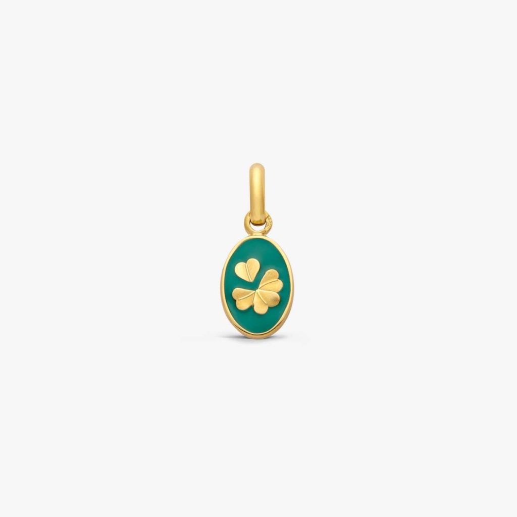 médaille trèfle laqué vert émeraude, or jaune