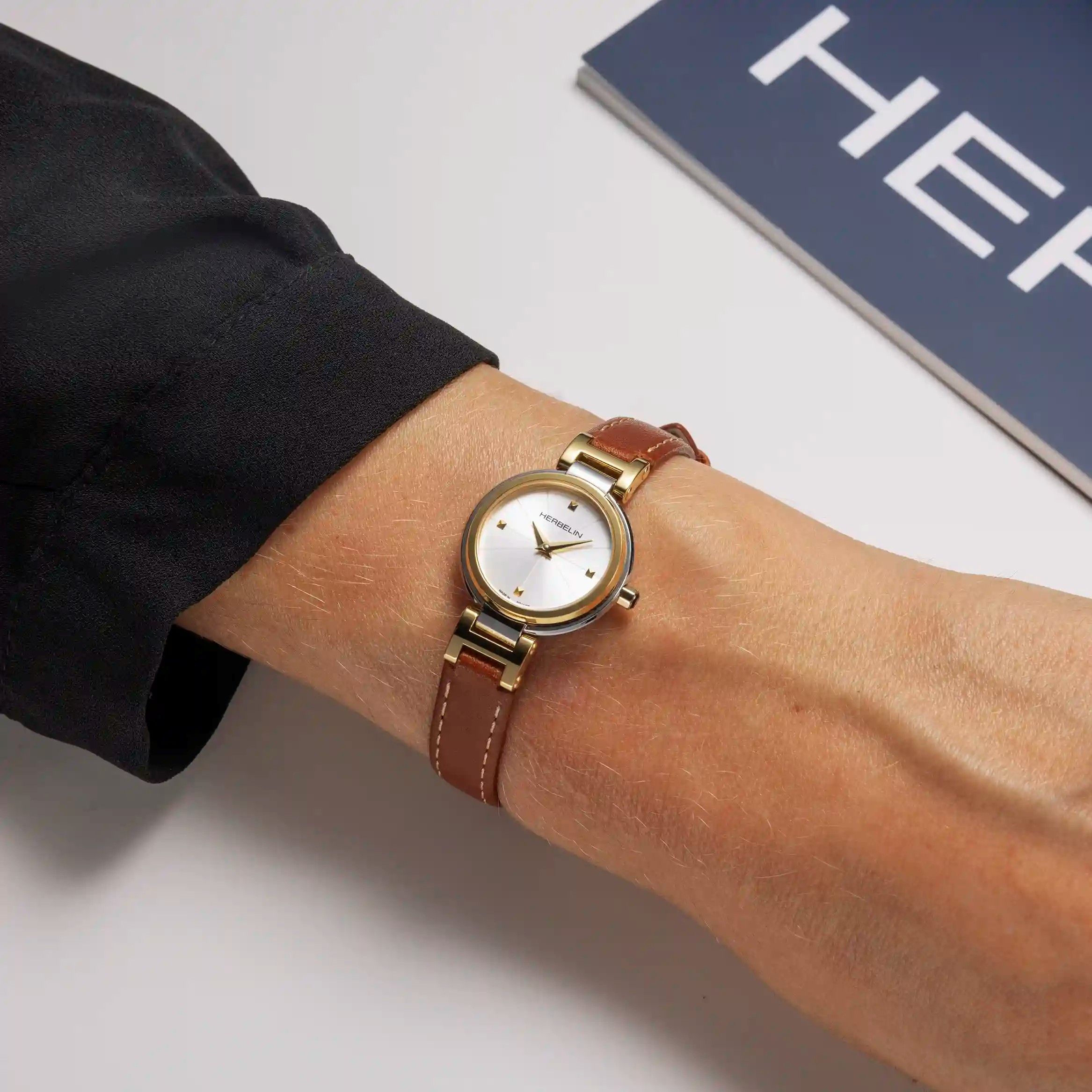 montre lady h acier & pvd or, cuir camel