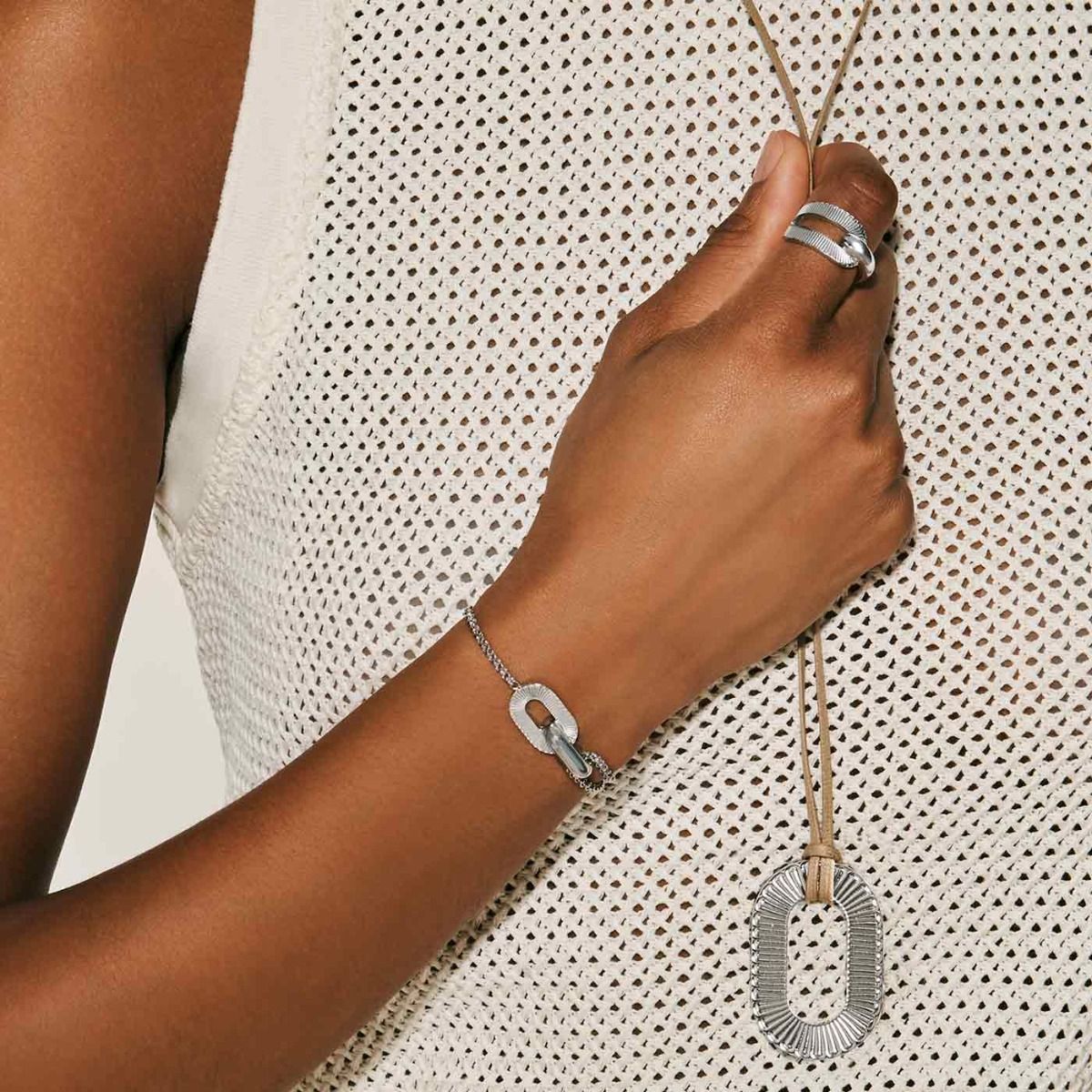 bracelet ruban sur chaîne argent